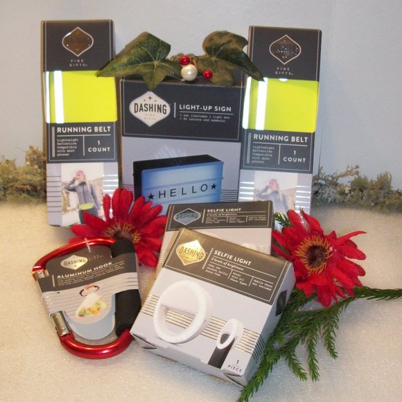 6 Pc DASHING Gift Bundle 2 Running Belts 2 Selfie Lights 1 Light-Up Sign 1 Hook